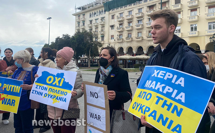 Συγκλονιστική μαρτυρία Ουκρανού: «Έπεσε βόμβα στην πολυκατοικία που μένει η οικογένειά μου, διαλύθηκαν τα πάντα»