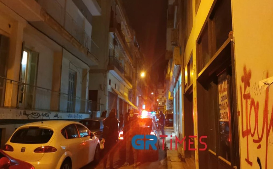 Θεσσαλονίκη: Προσπάθησε να μπουκάρει με το αυτοκίνητό του στο σπίτι της πρώην συντρόφου του