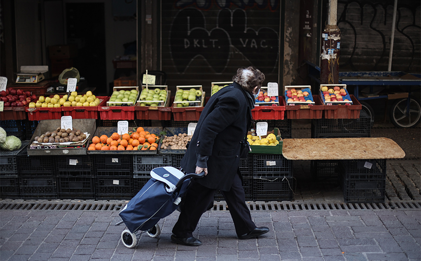 Κύμα ανατιμήσεων σε αγροτικά προϊόντα και βιομηχανία τον Ιανουάριο: Αύξηση 18,3% σε γεωργία και κτηνοτροφία