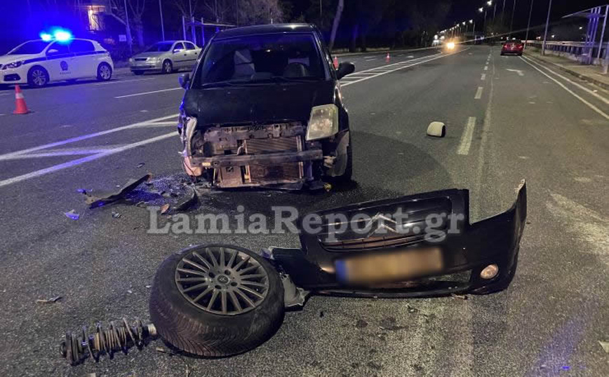 Λαμία: Σφοδρή μετωπική σύγκρουση έξω από το μουσικό σχολείο Λαμία: Σφοδρή μετωπική σύγκρουση έξω από το μουσικό σχολείο