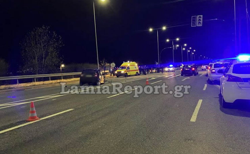 Λαμία: Σφοδρή μετωπική σύγκρουση έξω από το μουσικό σχολείο Λαμία: Σφοδρή μετωπική σύγκρουση έξω από το μουσικό σχολείο