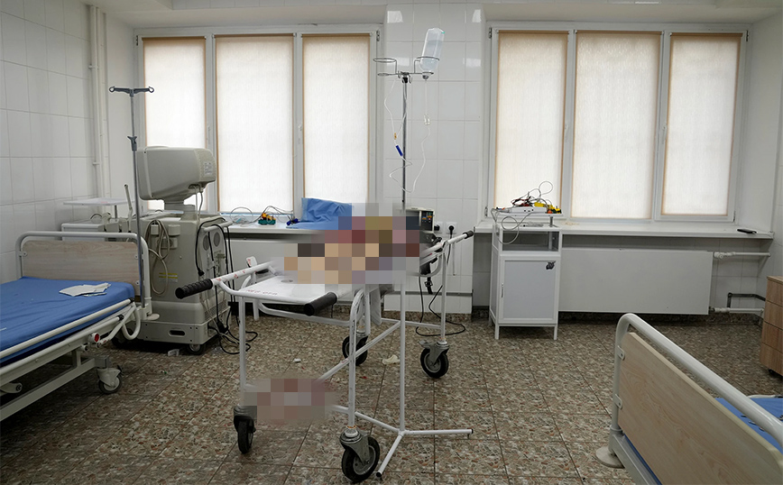 Νεκρό παιδί από βομβαρδισμούς στην Ουκρανία Νεκρό παιδί από βομβαρδισμούς στην Ουκρανία