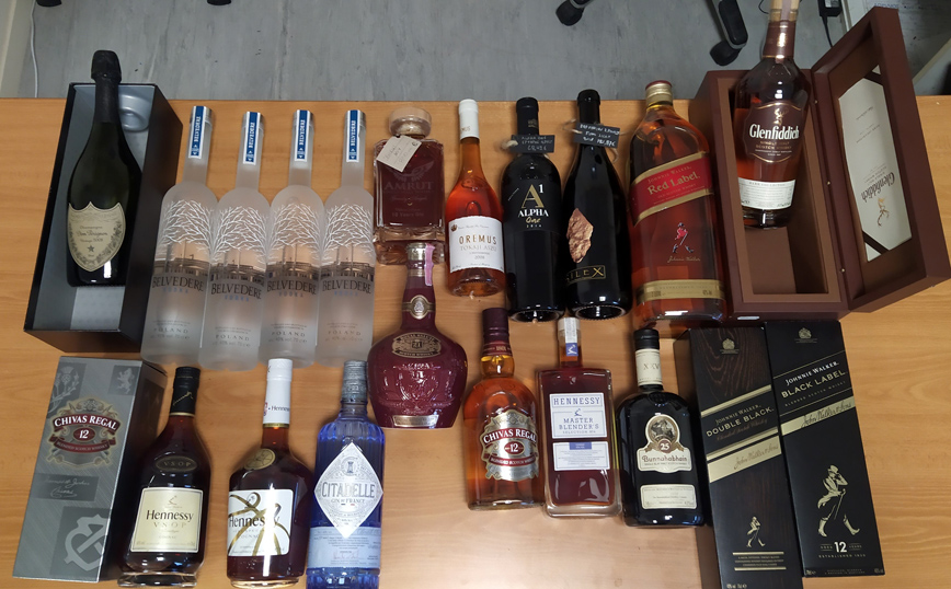 Τέλος στη δράση συμμορίας που είχε «ρημάξει» σούπερ μάρκετ και καταστήματα Τέλος στη δράση συμμορίας που είχε «ρημάξει» σούπερ μάρκετ και καταστήματα