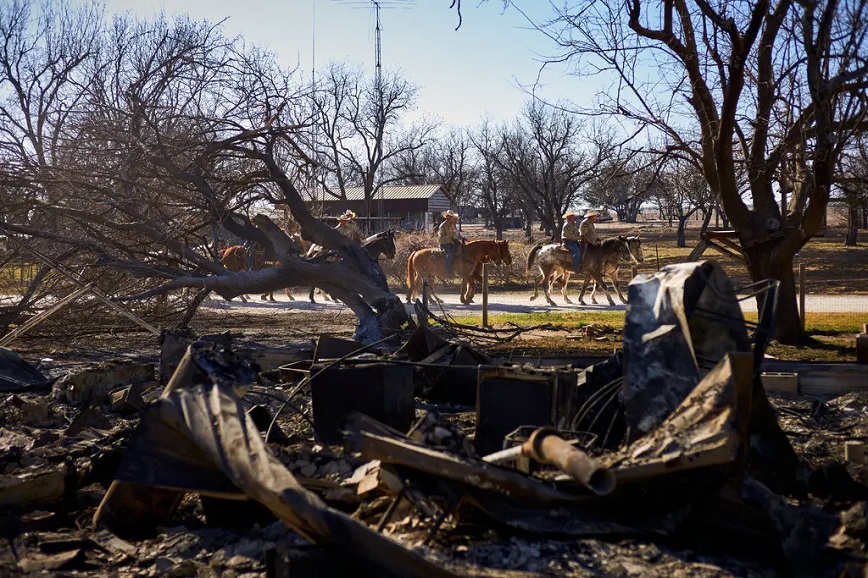 ΗΠΑ: Πυρκαγιές στο Τέξας έχουν καταστρέψει 86 σπίτια &#8211; Πληροφορίες για νεκρή αστυνομικό