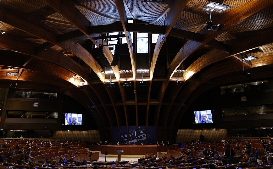 Η Ρωσία αναστέλλει τη συμμετοχή της στο Συμβούλιο της Ευρώπης
