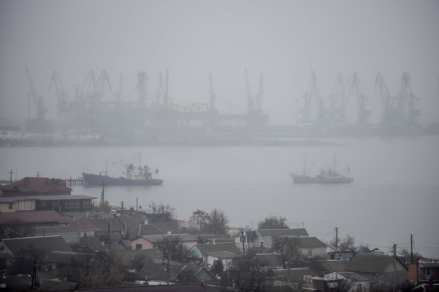 Μυστήριο με πέντε πλοία γεμάτα με σιτάρι που «εξαφανίστηκαν» από ουκρανικό λιμάνι