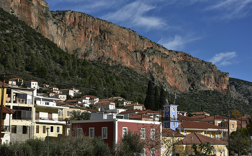 Άποψη του Λεωνιδίου Άποψη του Λεωνιδίου