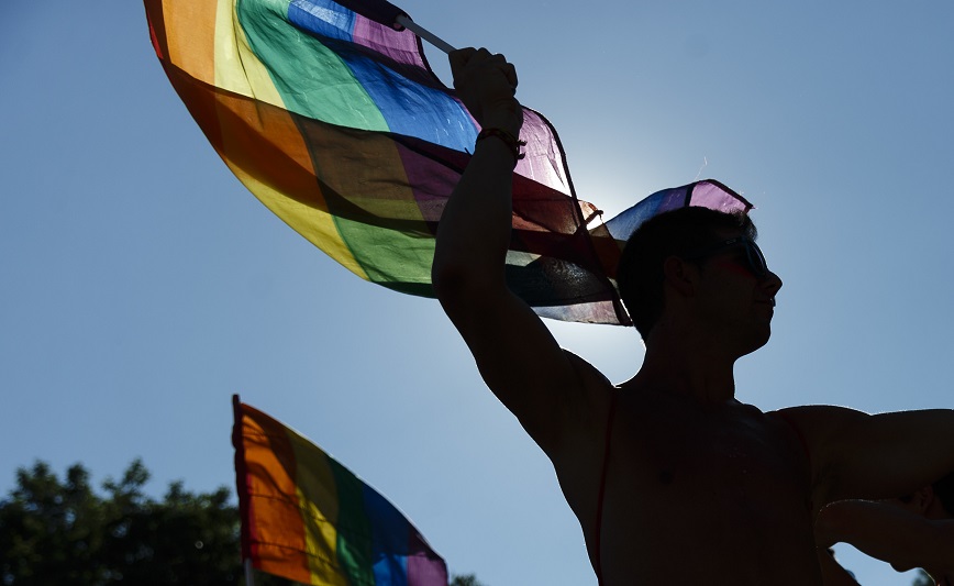 Εγκλωβισμένες οι τρανς γυναίκες στα σύνορα της Ουκρανίας – Οι «δαγκάνες» του νόμου και το αμφίρροπο μέλλον