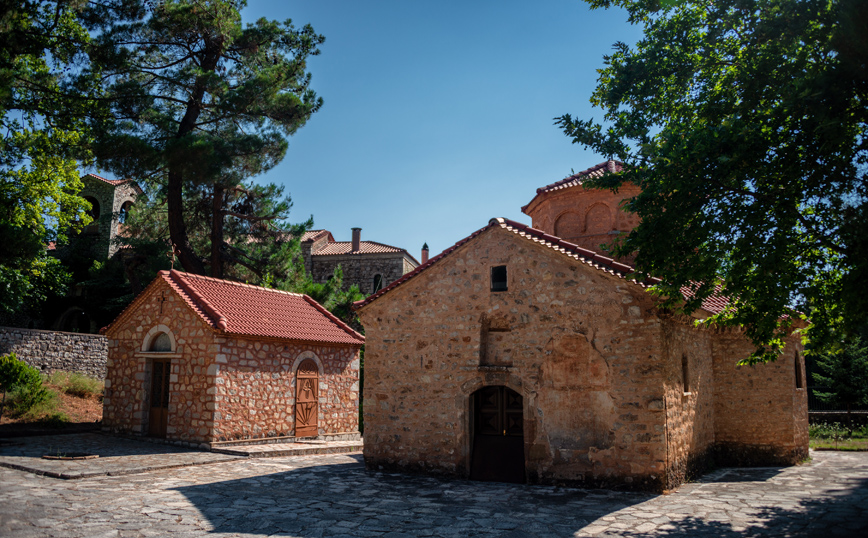 Μονή Αγίας Λαύρας Μονή Αγίας Λαύρας