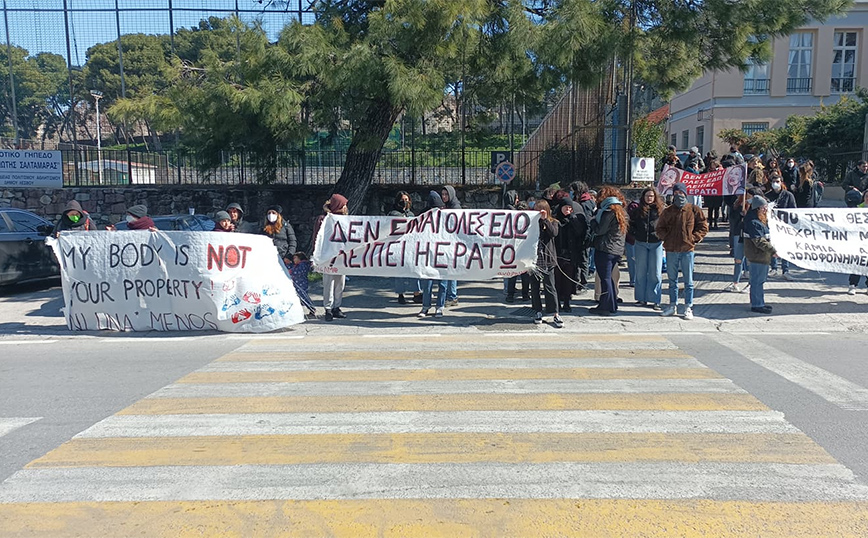 Δολοφονία Ερατούς: Στο εφετείο η δίκη για τη γυναικοκτονία της 24χρονης &#8211; «Τα ισόβια να είναι ισόβια»