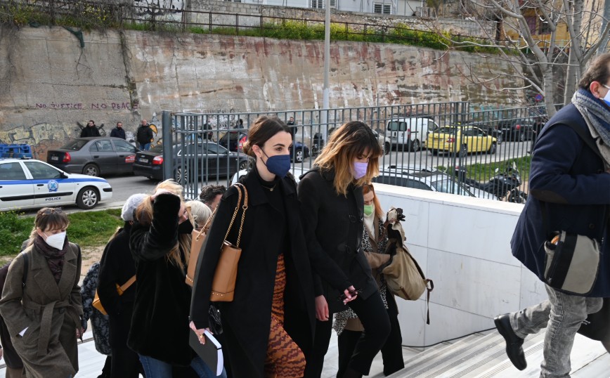 Δίκη Πέτρου Φιλιππίδη Δίκη Πέτρου Φιλιππίδη