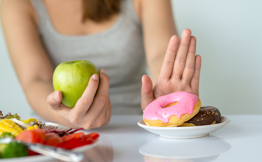 Μήλο και ντόνατς Μήλο και ντόνατς