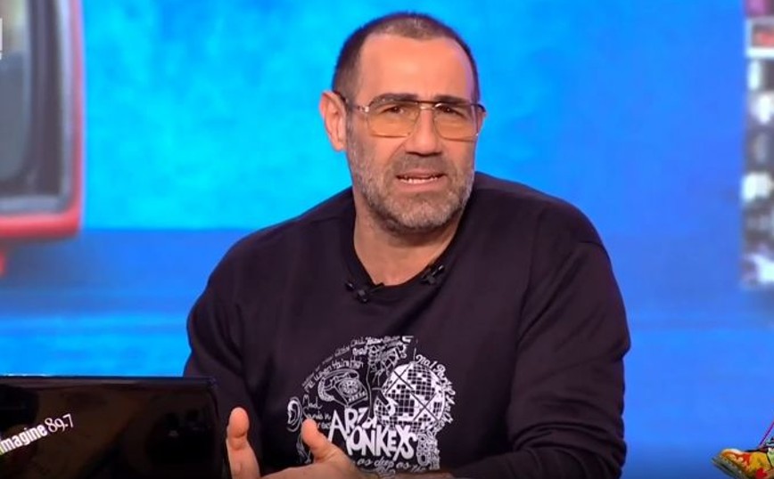 Ράδιο Αρβύλα: Ο Αντώνης Κανάκης απόρησε με τους Ρώσους influencers που οδύρονται για το Instagram – «Λοβοτομή παγκόσμια»