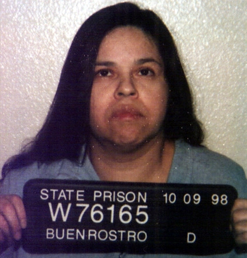 Η Ντόρα Μπουενστρόνο που έσφαξε τα τρία παιδιά της Η Ντόρα Μπουενστρόνο που έσφαξε τα τρία παιδιά της