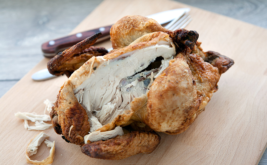 Ολόκληρο ψητό κοτόπουλο Ολόκληρο ψητό κοτόπουλο