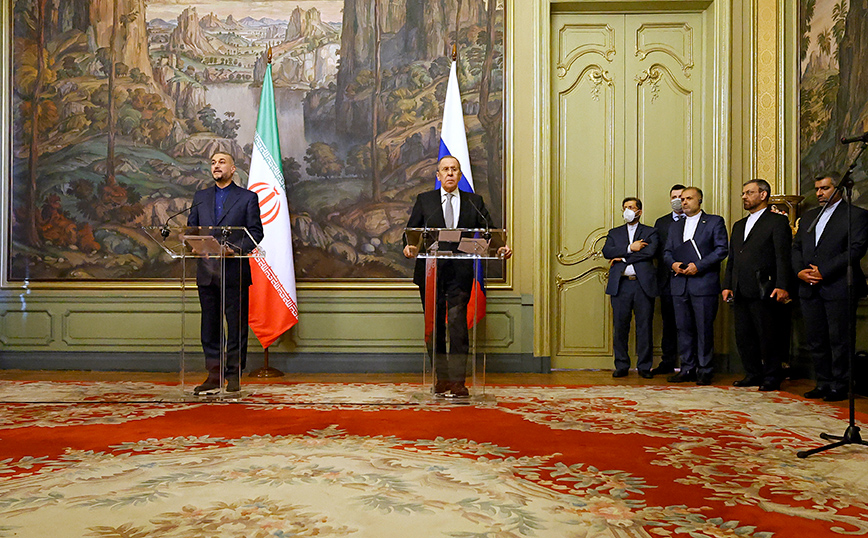 Σεργκέι Λαβρόφ και Χοσεΐν Αμπιραμπντολαχιάν Σεργκέι Λαβρόφ και Χοσεΐν Αμπιραμπντολαχιάν