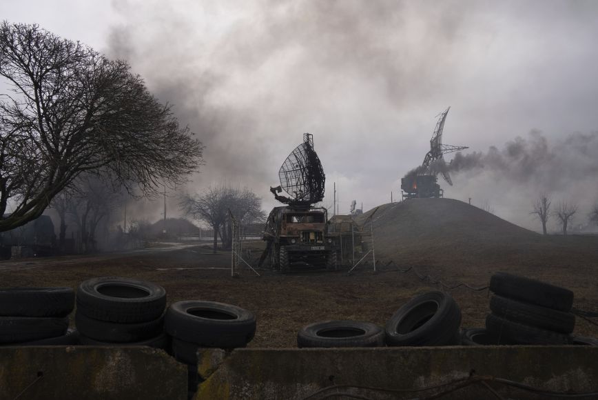 Πόλεμος στην Ουκρανία: Βομβαρδίζεται συνεχώς η Μαριούπολη – «Γυναίκες, παιδιά έχουν σκοτωθεί»