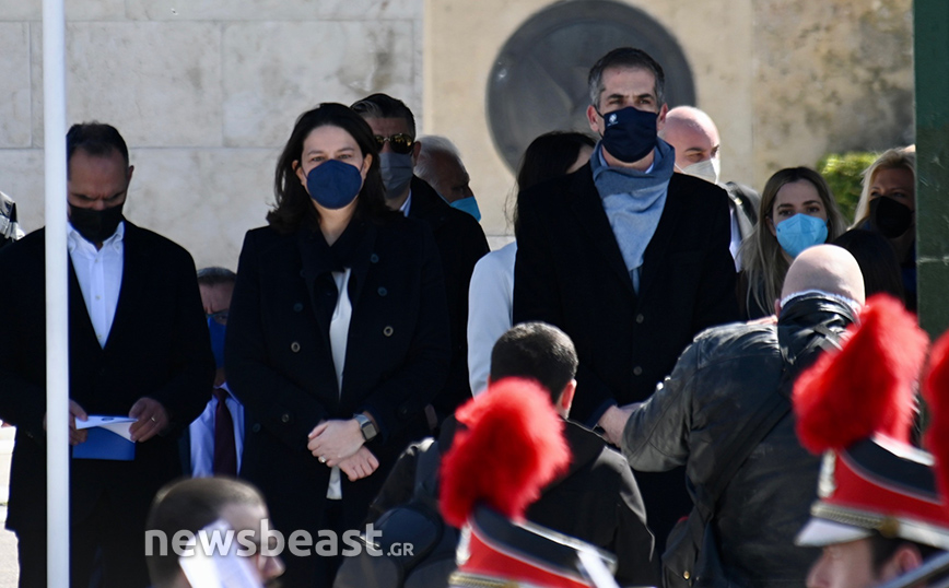 25η Μαρτίου &#8211; Μπακογιάννης: Δύο είναι οι «δυνατές» εικόνες της σημερινής μαθητικής παρέλασης