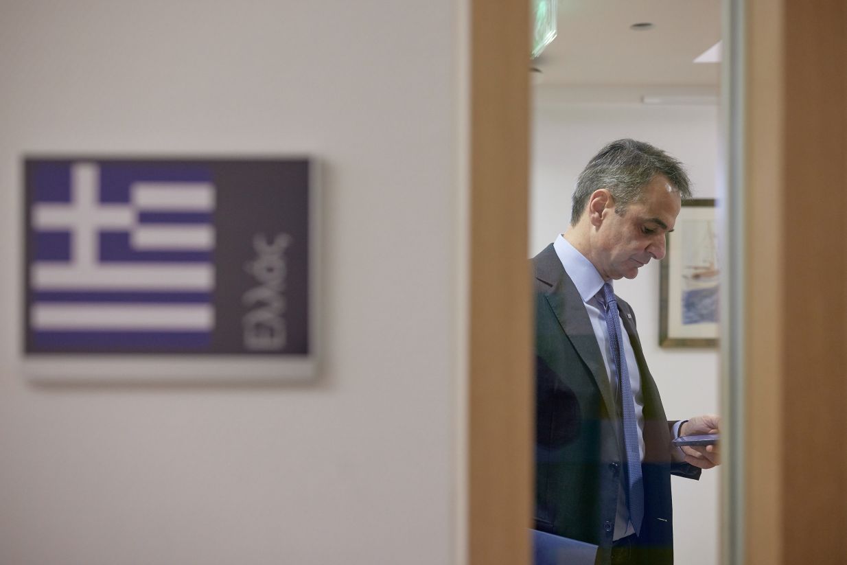 Ευρεία σύσκεψη στο Μαξίμου για τρόφιμα και πρώτες ύλες – Αλλάζει ο χάρτης των εισαγωγών