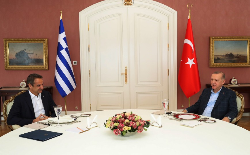 «Περαστικά» Ερντογάν σε Μητσοτάκη για τον κορονοϊό &#8211; Το τηλεφώνημα του Τούρκου προέδρου στον πρωθυπουργό