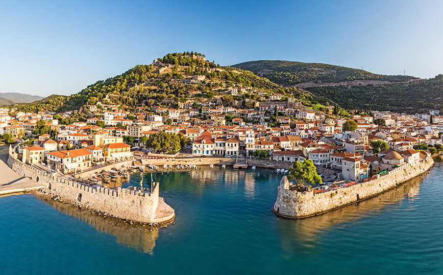 Η Ναύπακτος από ψηλά Η Ναύπακτος από ψηλά