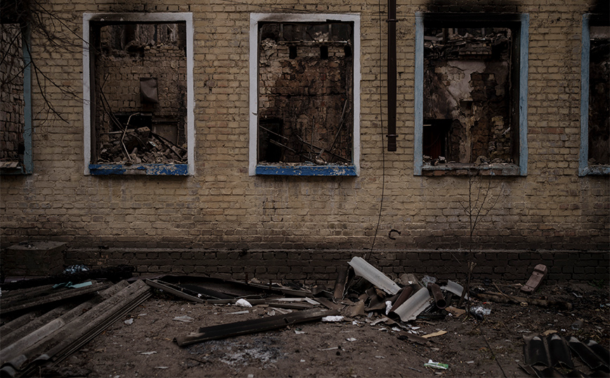Πόλεμος στην Ουκρανία: Βομβαρδίζονται από βαρύ πυροβολικό της Ρωσίας συνοικίες της Λουσιτσάνσκ
