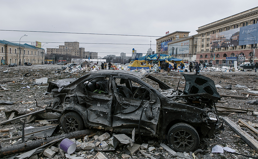 Πόλεμος στην Ουκρανία: Σκληρές μάχες στο Χάρκοβο, απόβαση αερομεταφορούμενων δυνάμεων