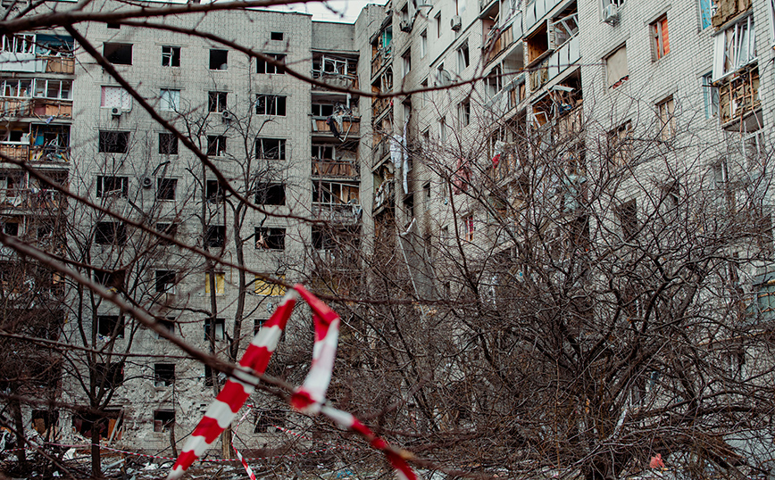 Πόλεμος στην Ουκρανία: Μάχες σε όλη τη χώρα &#8211; Αντεπιθέσεις γύρω από το Χάρκοβο, κατεστραμμένο το Τσερνίχιβ