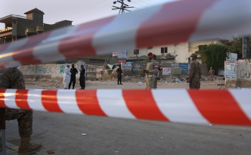 Έπεσε στρατιωτικό αεροπλάνο στο Πακιστάν – Νεκροί δύο πιλότοι