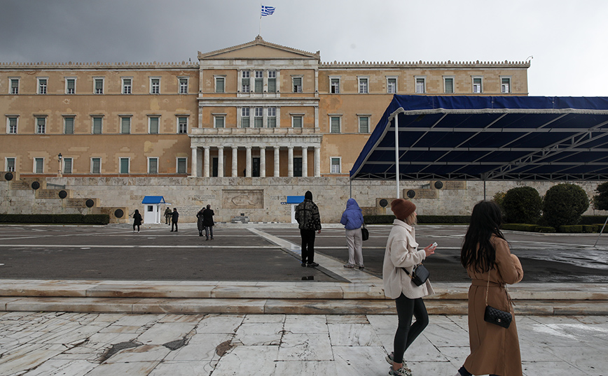 25η Μαρτίου: Όλες οι κυκλοφοριακές ρυθμίσεις στο κέντρο για την παρέλαση