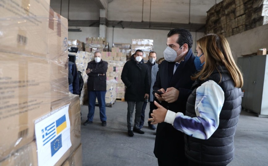 Υγειονομικό και φαρμακευτικό υλικό από το υπουργείο Υγείας στον λαό της Ουκρανίας