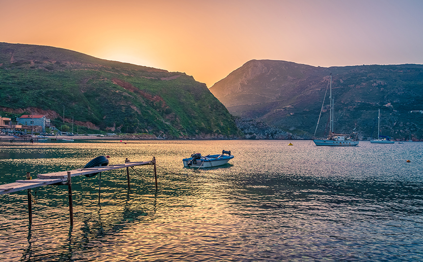 Ανατολή ηλίου στο Πόρτο Κάγιο Ανατολή ηλίου στο Πόρτο Κάγιο