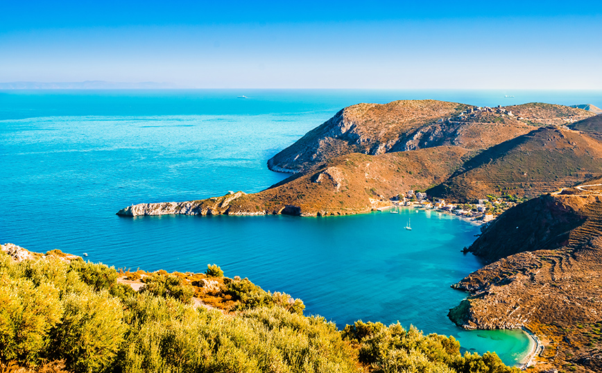 Το επιβιλητικό τοπίο γύρω από το Πόρτο Κάγιο Το επιβιλητικό τοπίο γύρω από το Πόρτο Κάγιο