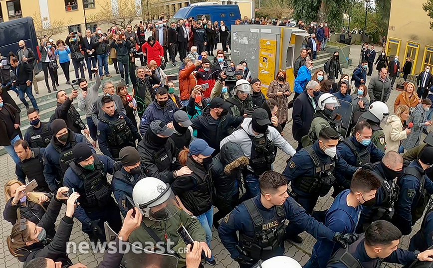 Στην Ευελπίδων η Ρούλα Πισπιρίγκου Στην Ευελπίδων η Ρούλα Πισπιρίγκου