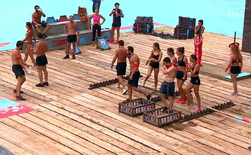 Survivor: Αρπάχτηκαν Απόστολος Ρουβάς και Τάκης Καραγκούνιας: «Κάνε λίγο τουμπέκα» – «Άντε ρε νούμερο»