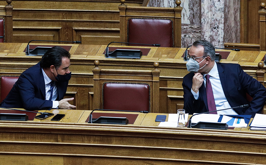 Σταϊκούρας – Γεωργιάδης: Ισχυρή ανάκαμψη της οικονομίας παρά το δυσμενές περιβάλλον