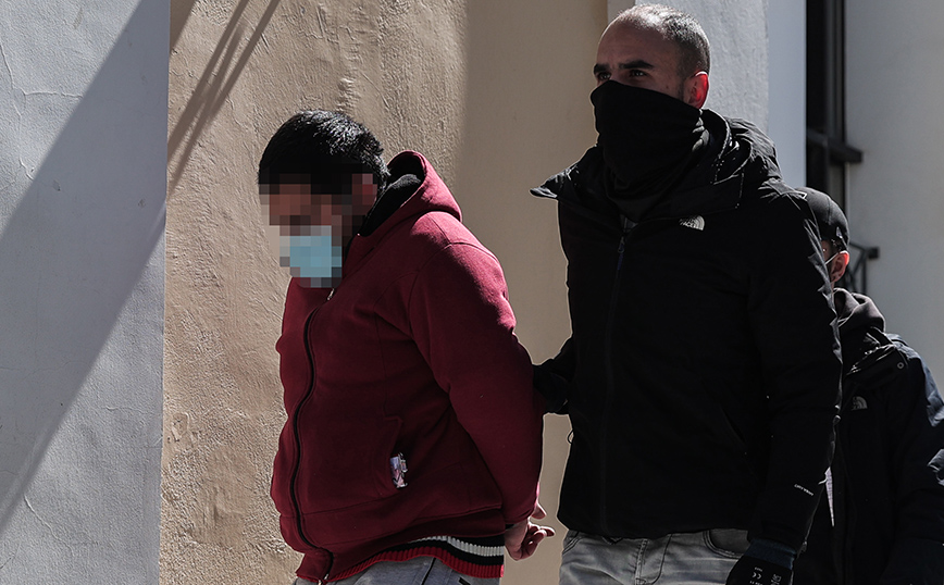Νέα Φιλαδέλφεια: «Βίασα κάτι κορίτσια» – Σοκαριστική ομολογία του 31χρονου τη στιγμή της σύλληψης