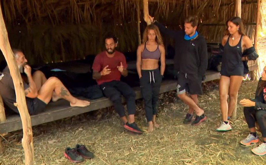 Survivor 5: Στο κόκκινο τα νεύρα στον απόηχο του συμβουλίου &#8211; «Υπάρχουν κάποια άτομα που λειτουργούν σαν βδέλλες»