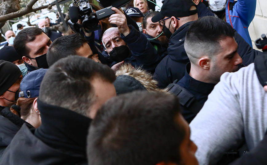 Ρούλα Πισπιρίγκου: Τι φέρεται να ζήτησε από τη μητέρα και την αδερφή της – «Ξέρω την αλήθεια»