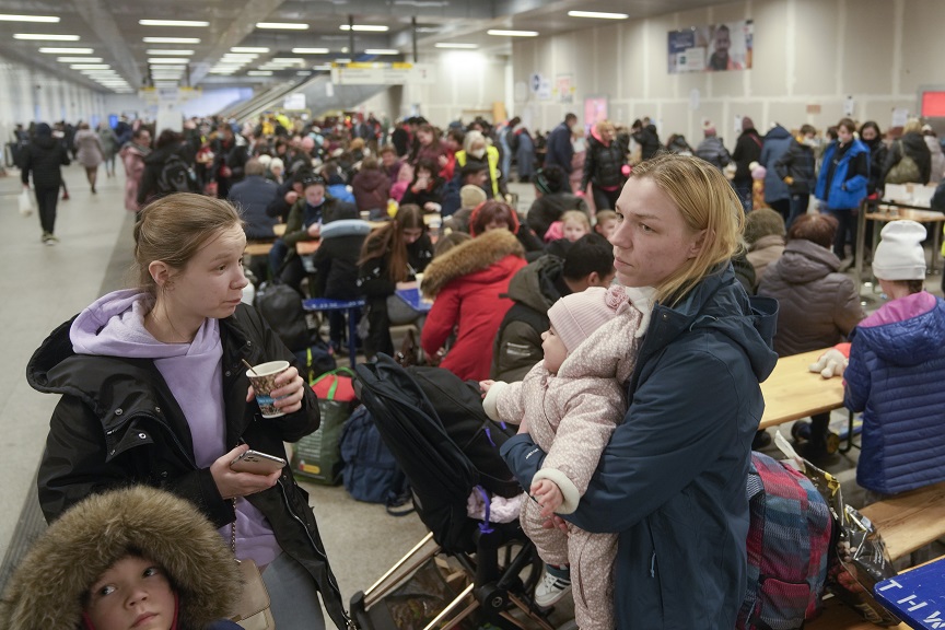 Πόλεμος στην Ουκρανία: Πάνω από 200 εκατ. δολάρια για βοήθεια στους Ουκρανούς πρόσφυγες