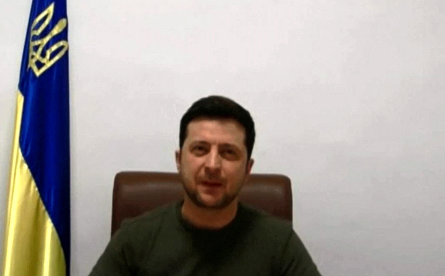 Ζελένσκι στο Ευρωκοινοβούλιο: «Αποδείξτε ότι είστε μαζί μας, για κάποιους είναι η τελευταία ημέρα» – Λύγισε ο διερμηνέας