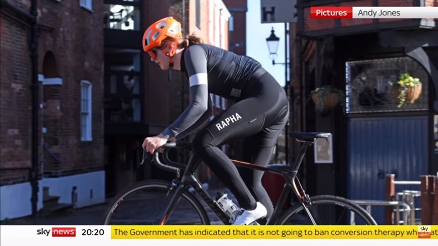 Σάλος στη Βρετανία για τις δηλώσεις του Μπόρις Τζόνσον σχετικά με τις τρανς αθλήτριες