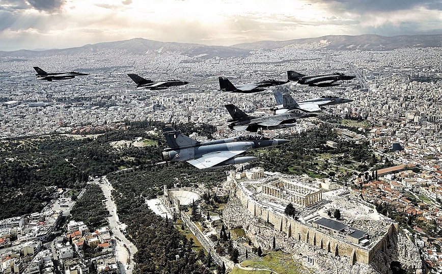 Εντυπωσιακές εικόνες από τις ασκήσεις «Ηνίοχος 22» και «Ωρίων 22»