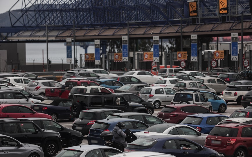 Καθαρά Δευτέρα: 76.408 οχήματα έφυγαν σήμερα από την Αττική