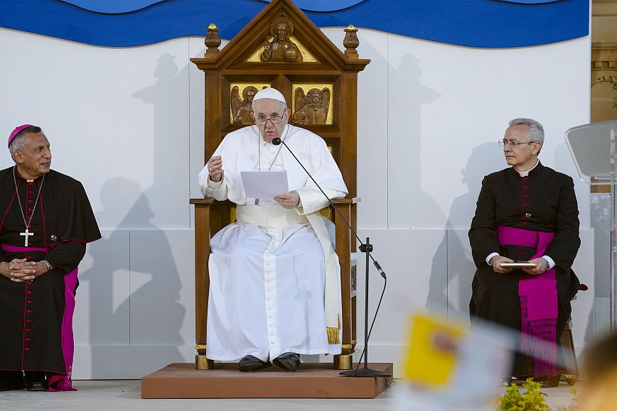Πάπας Φραγκίσκος: Κάποιοι άνθρωποι που ασκούν μεγάλη εξουσία υποθάλπουν πολεμικές συγκρούσεις