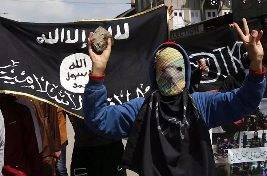 Το ISIS καλεί τους μαχητές του να εκμεταλλευθούν τον πόλεμο στην Ουκρανία για νέες επιθέσεις στην Ευρώπη