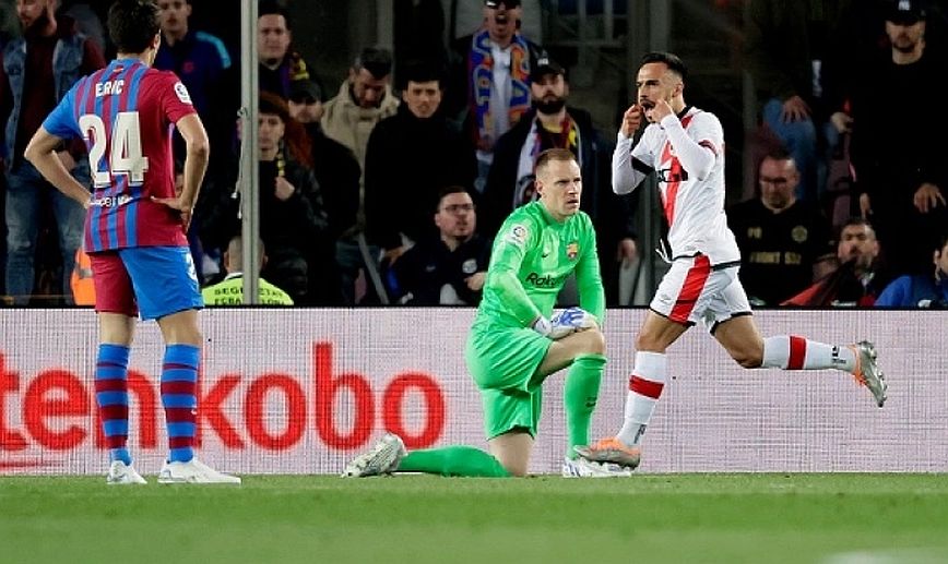 Μπαρτσελόνα – Ράγιο Βαγιεκάνο 0-1: Ιστορική ήττα και το Champions League πήρε αναβολή
