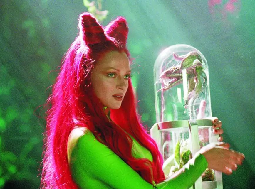Η Uma Thurman ως Dr Pamela Isley, AKA Poison Ivy, στο Batman & Robin Η Uma Thurman ως Dr Pamela Isley, AKA Poison Ivy, στο Batman & Robin