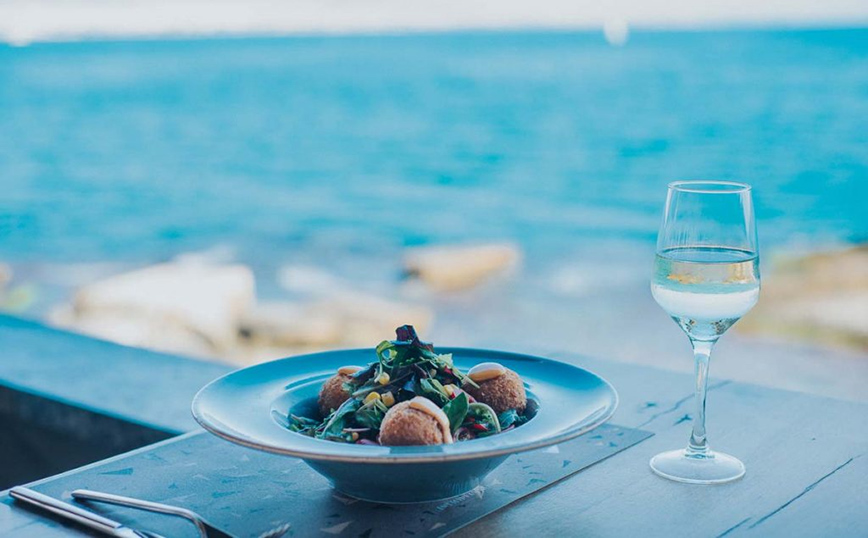 Ιστιοπλοικός Ιστιοπλοικός