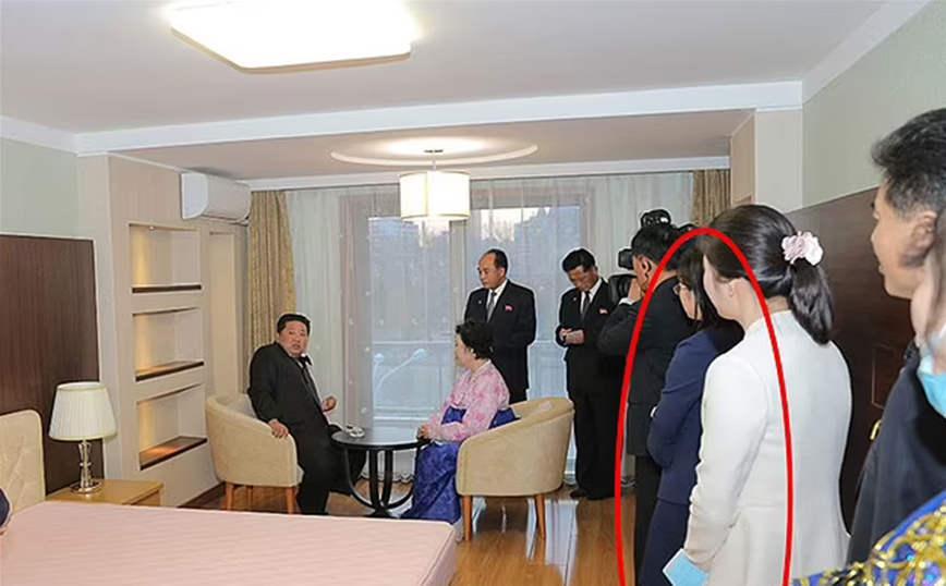 Ο Κιμ Γιονγκ Ουν και μυστηριώδης γυναίκα